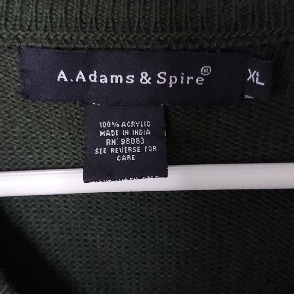 A Adams & Spire sweater vest - Picture 2 of 4